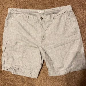 White and gray linen Goodfellow shorts